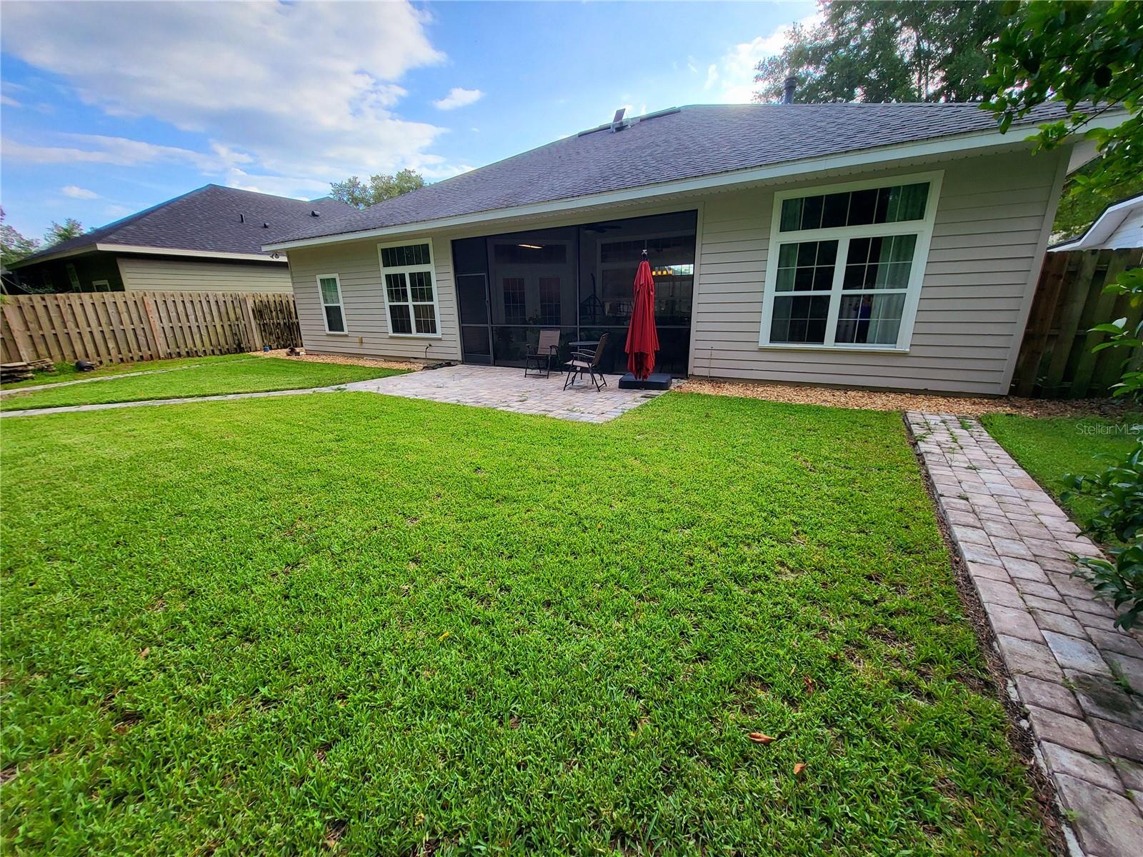 Image 26 of 29 For 929 83rd Terrace