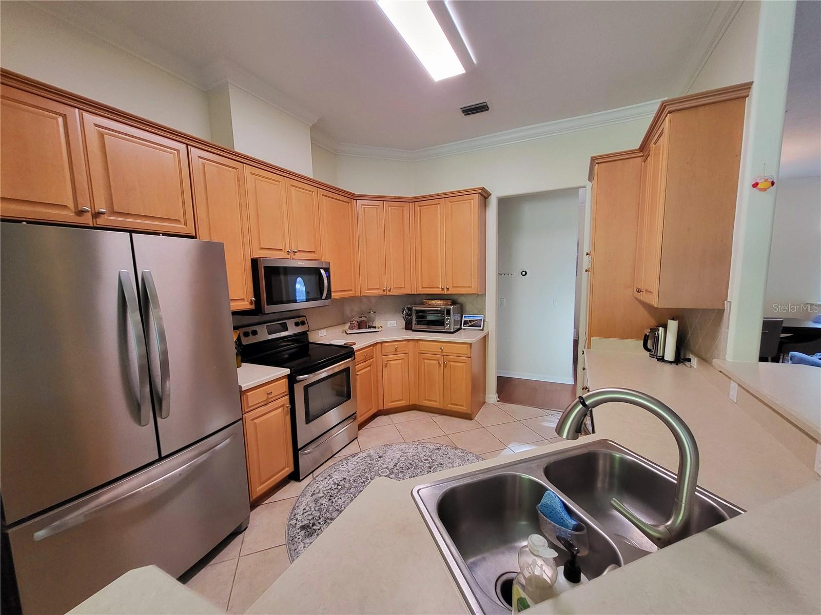 Image 3 of 29 For 929 83rd Terrace
