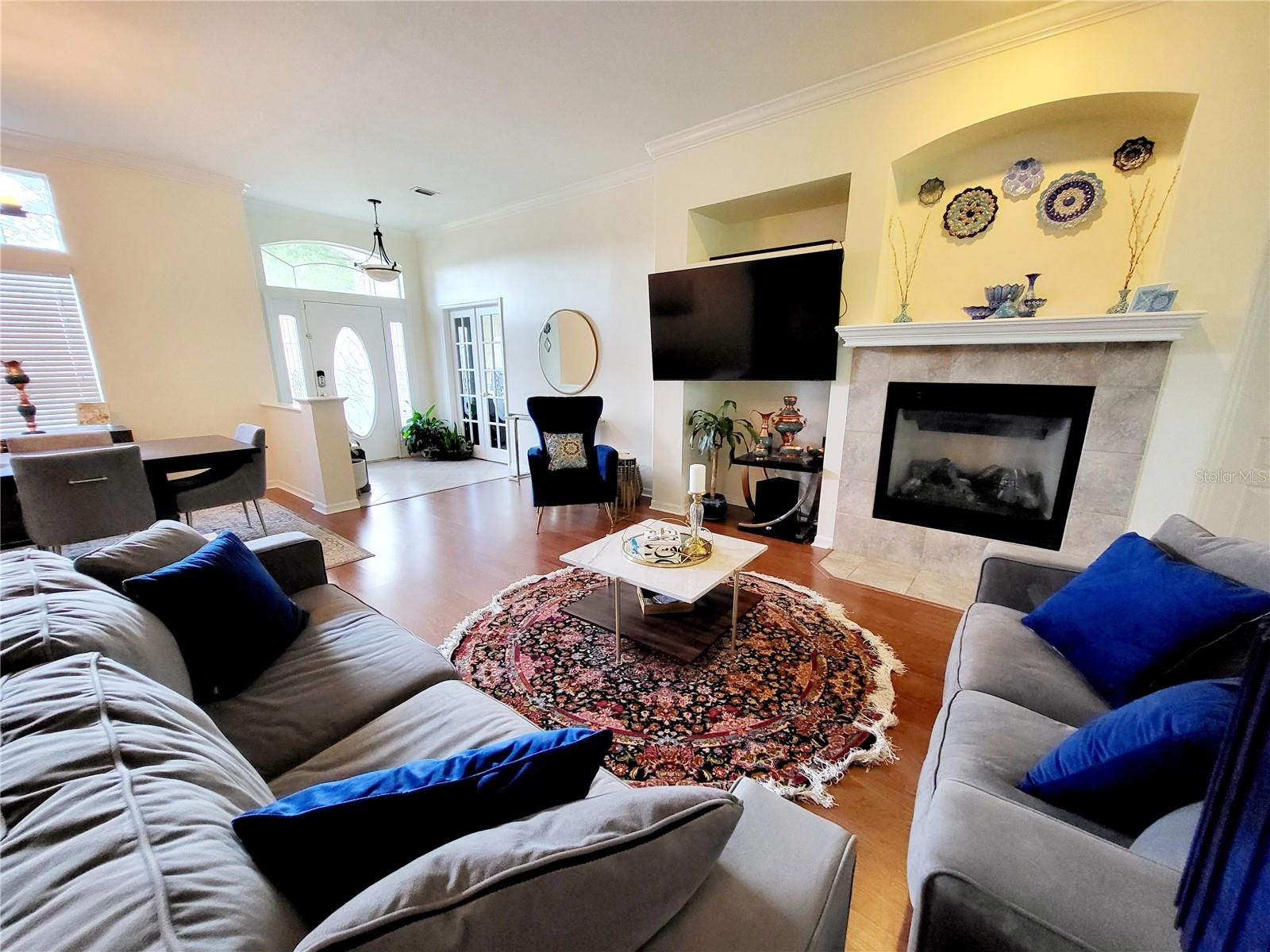 Image 4 of 29 For 929 83rd Terrace