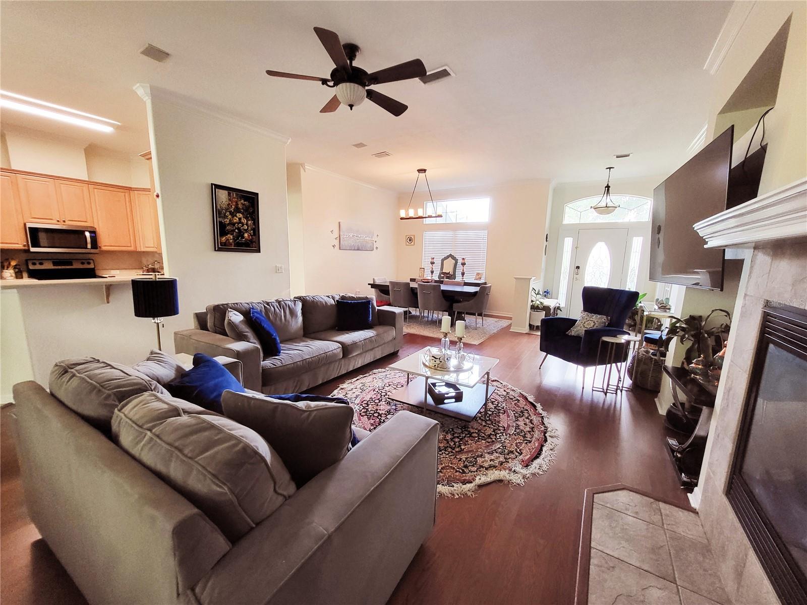 Image 5 of 29 For 929 83rd Terrace