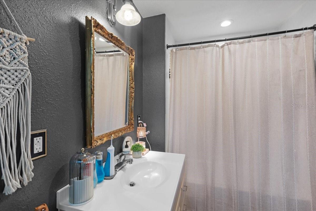 Image 13 of 39 For 308 2nd Avenue