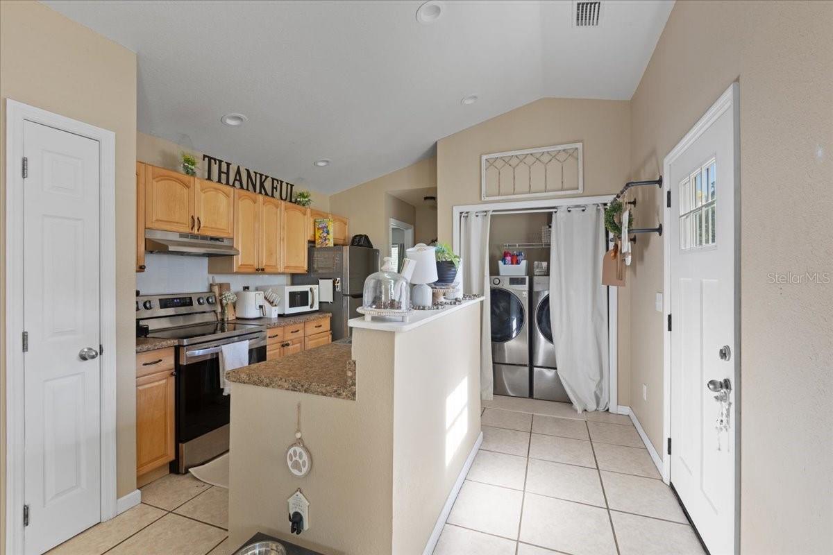 Image 6 of 39 For 308 2nd Avenue