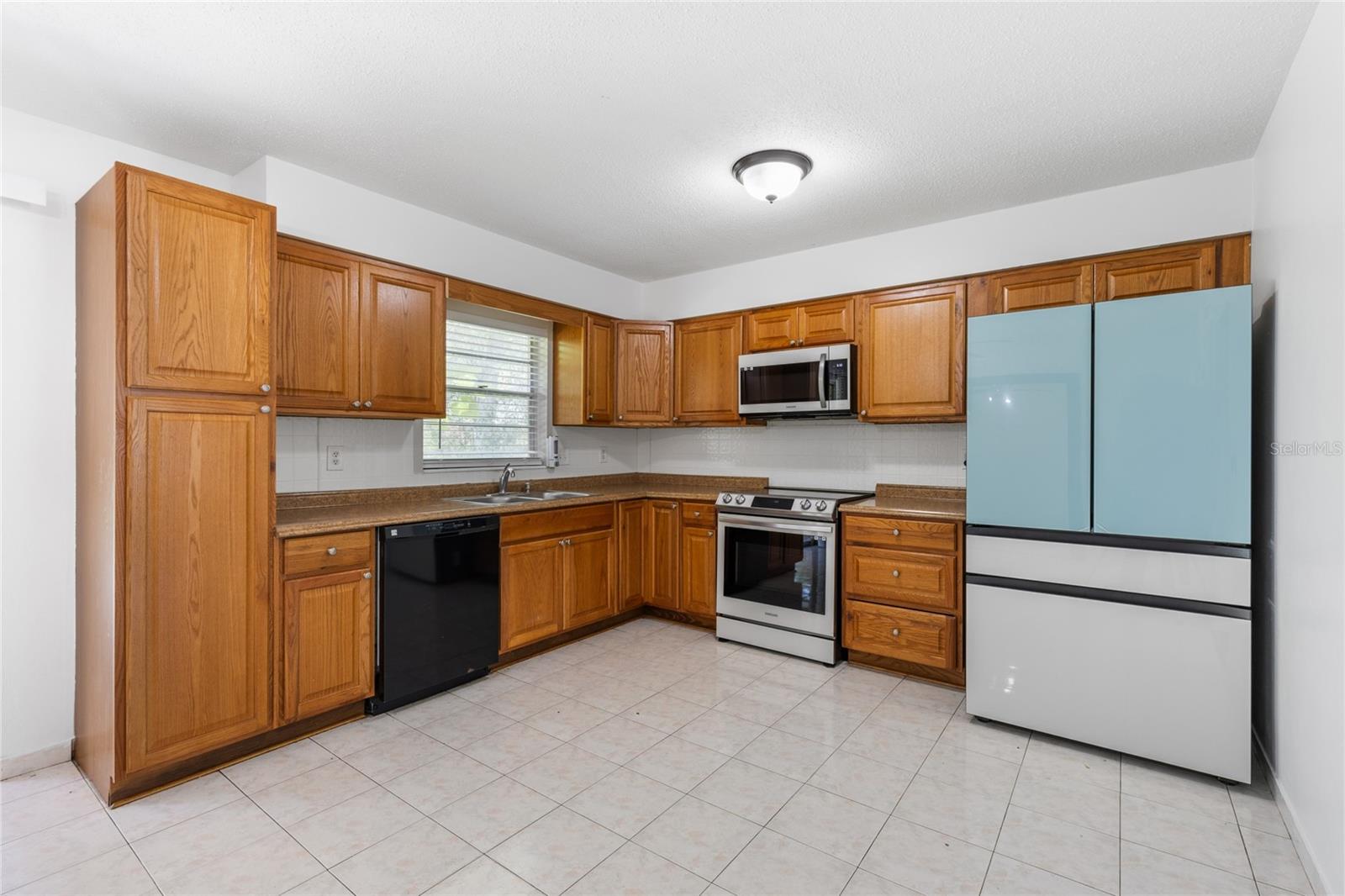 Image 12 of 36 For 2230 57th Terrace