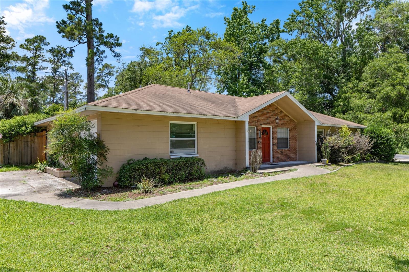 Image 4 of 36 For 2230 57th Terrace