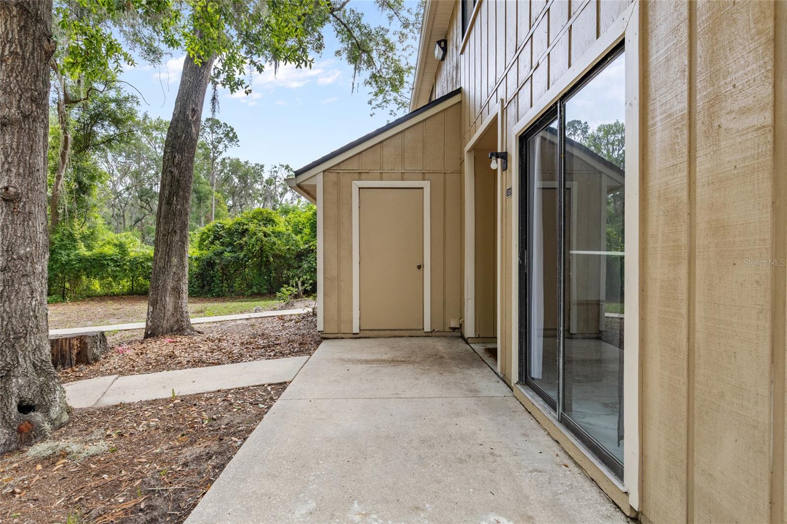 Image 5 of 33 For 507 39th Road 320