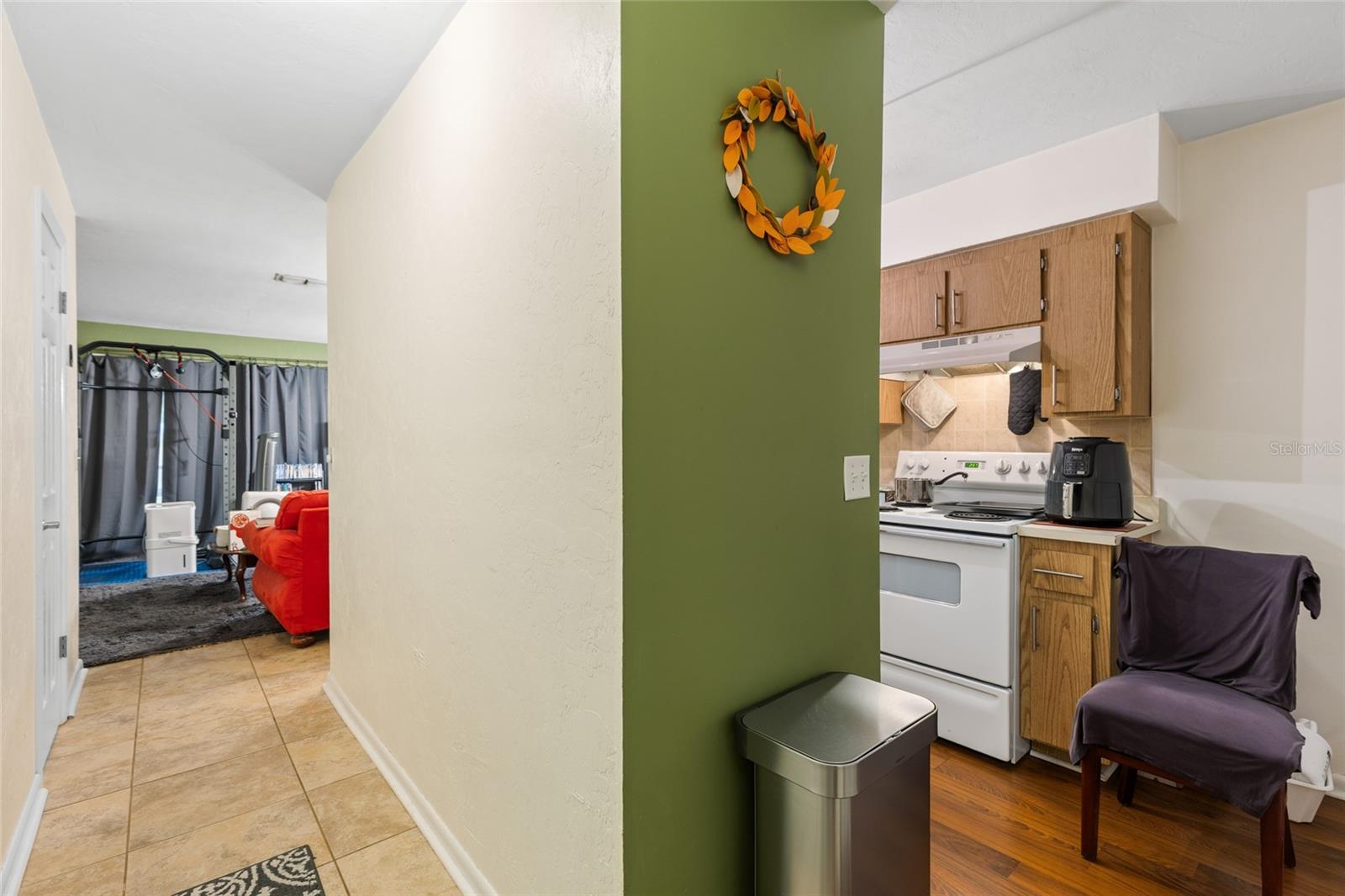 Image 11 of 22 For 2635 35th Place 304