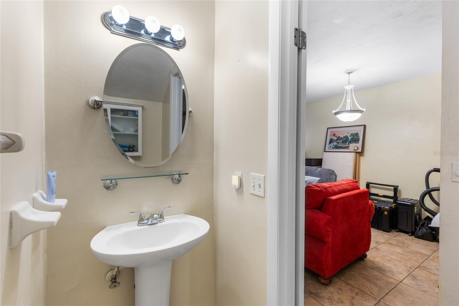 Image 18 of 22 For 2635 35th Place 304