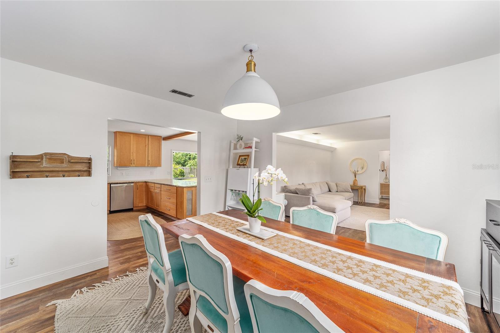 Image 6 of 24 For 2223 21st Avenue
