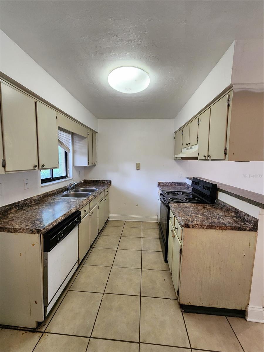 Image 12 of 32 For 713 69 Street B