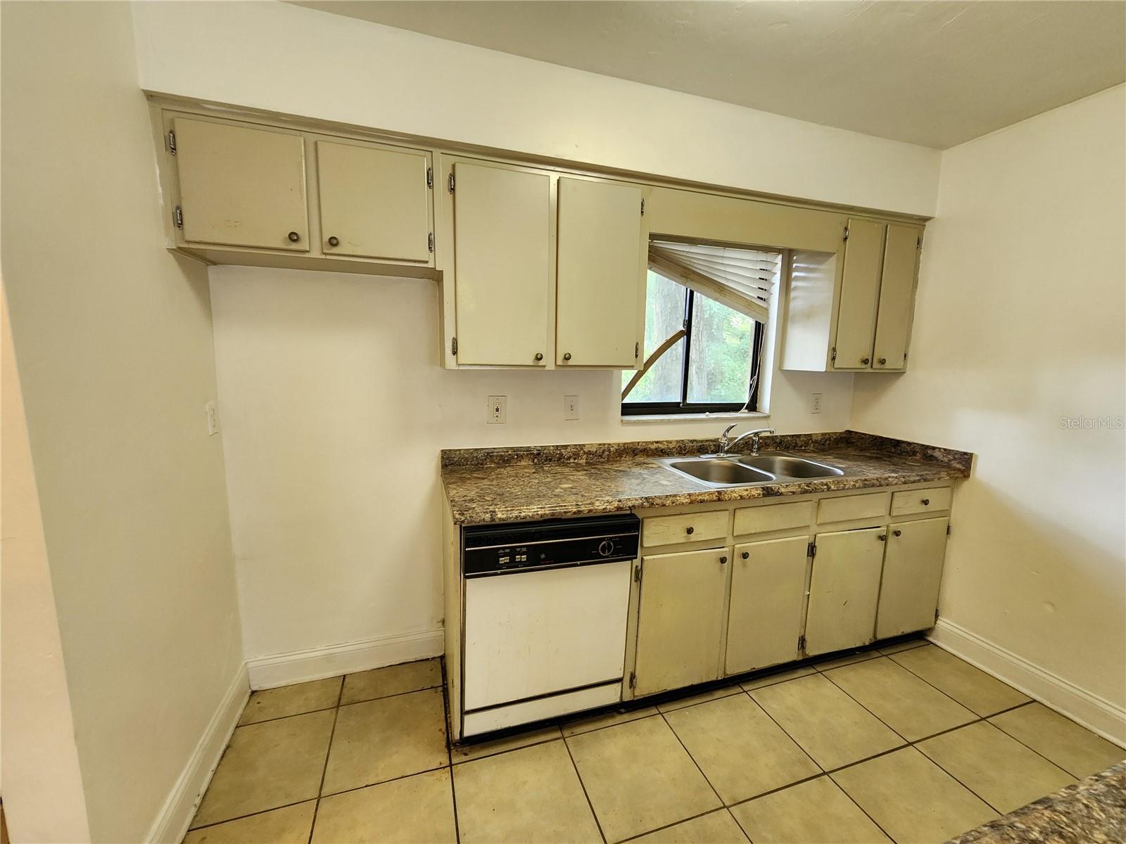 Image 13 of 32 For 713 69 Street B