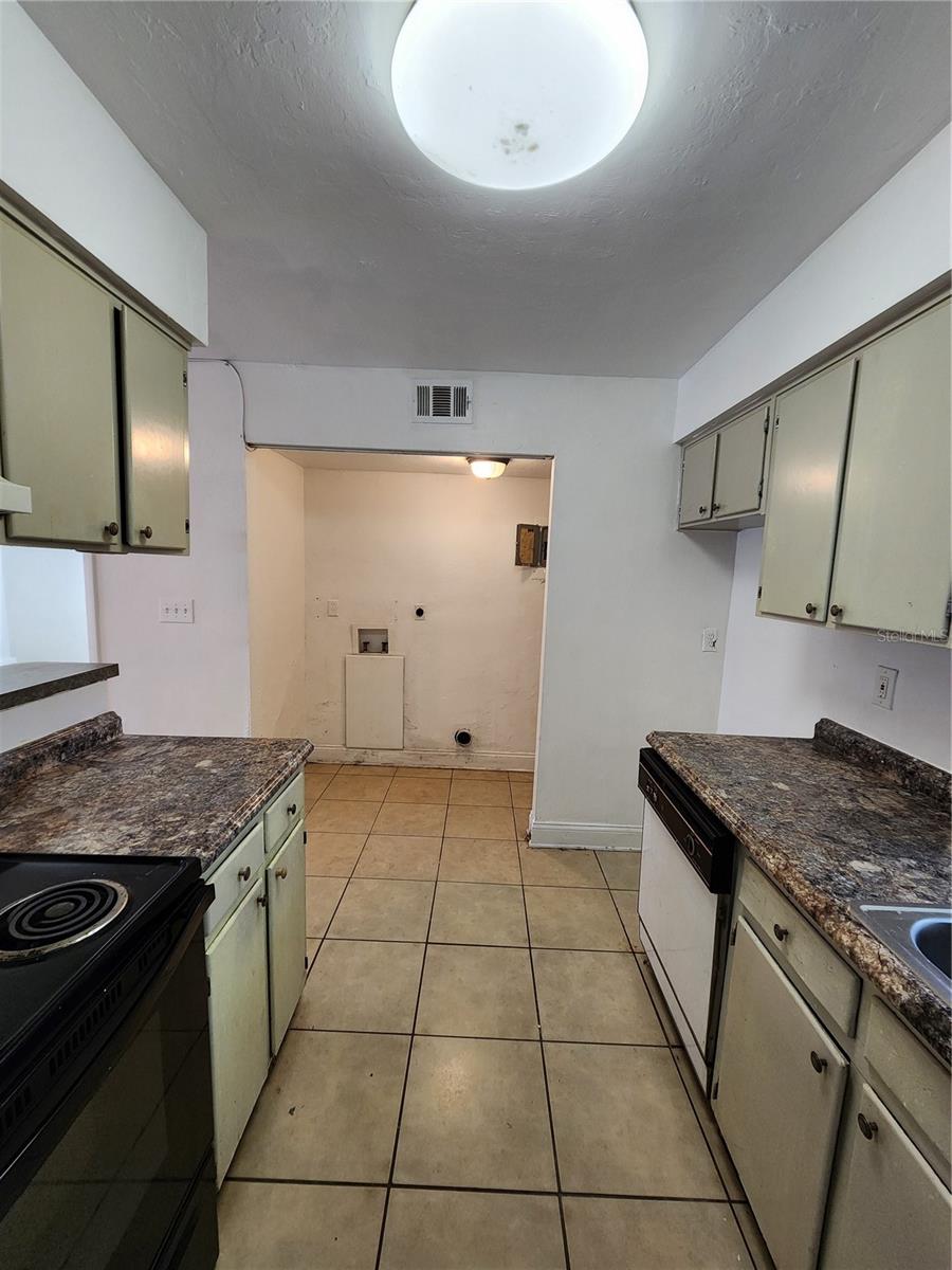 Image 16 of 32 For 713 69 Street B
