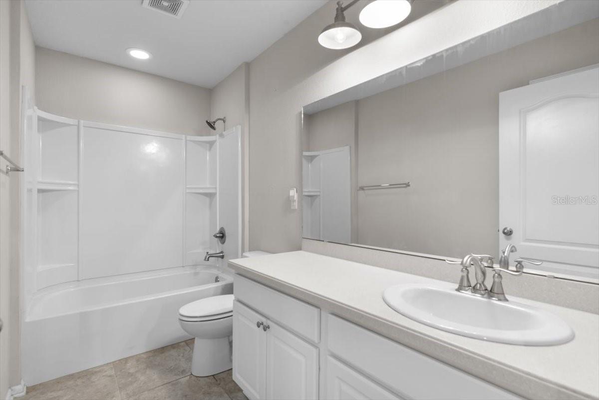 Image 47 of 82 For 1011 Wetland Ridge Circle