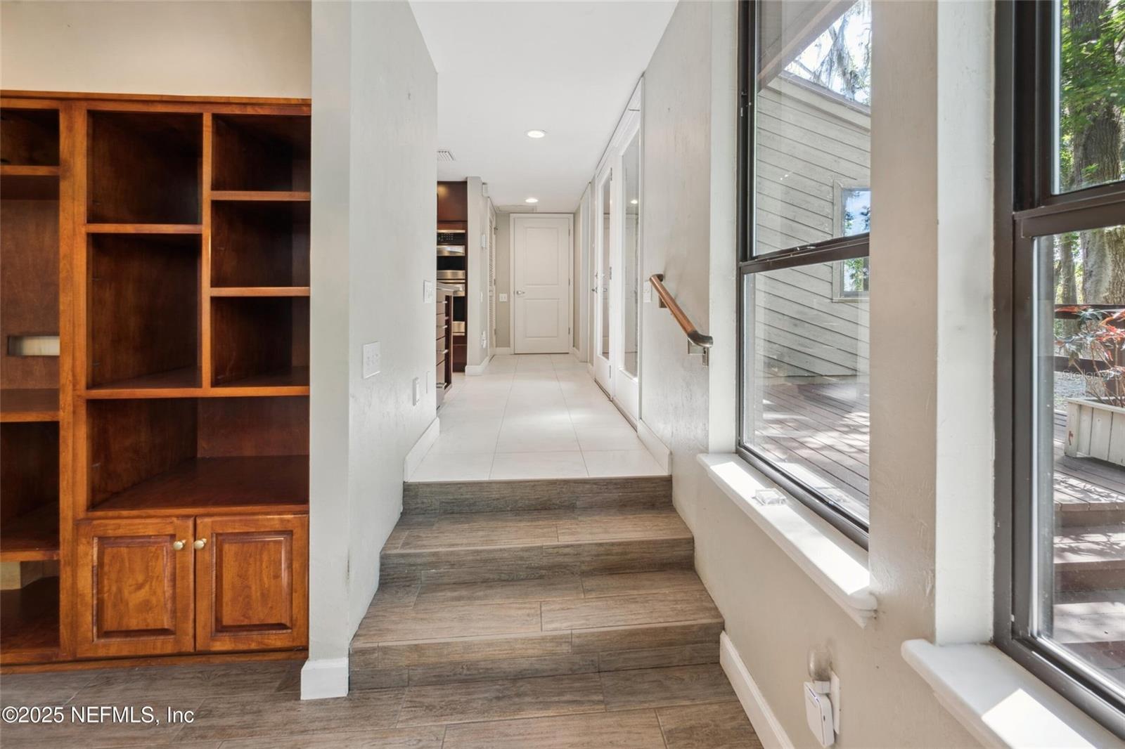 Image 11 of 70 For 110 Cypress Street