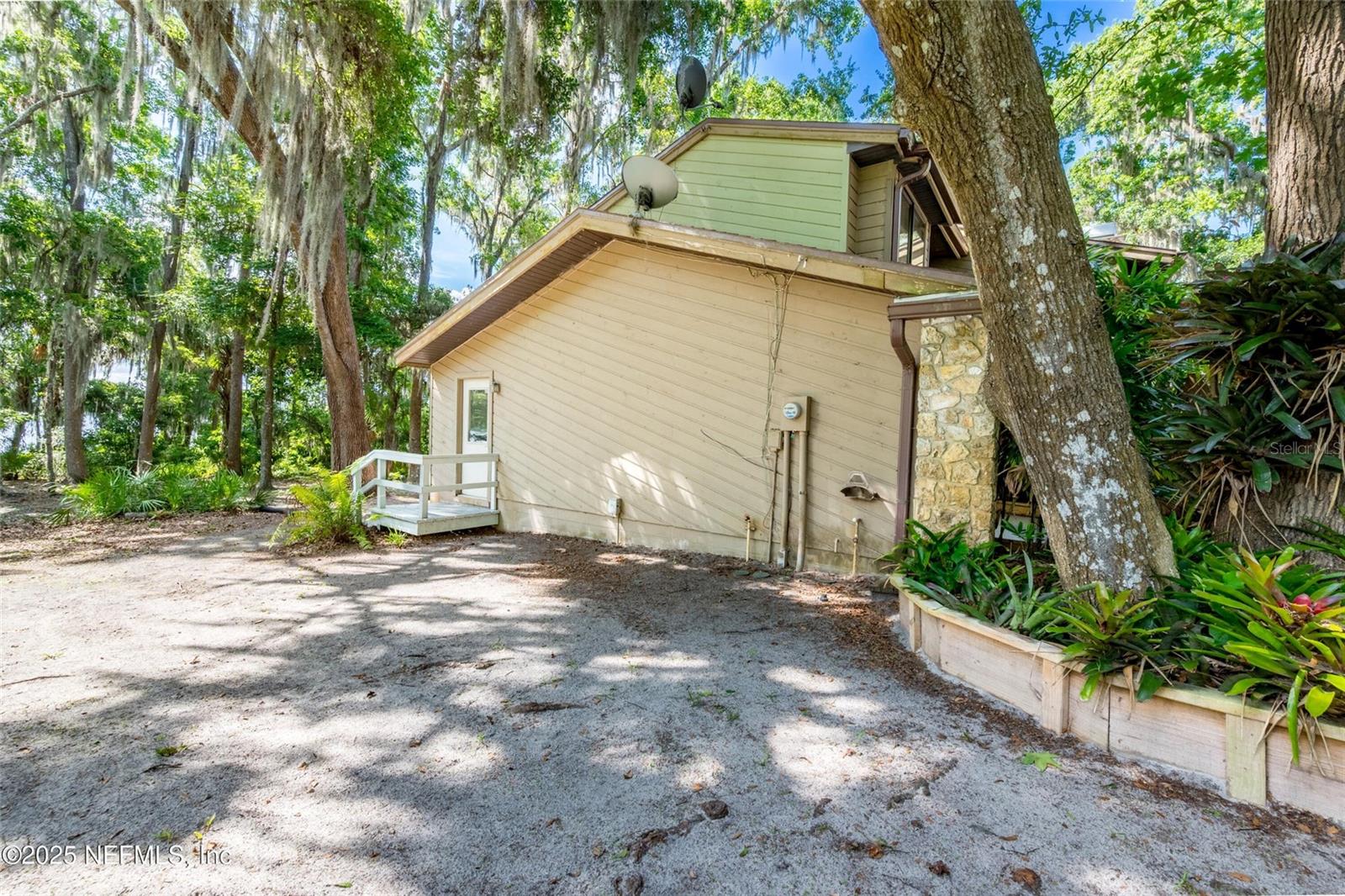 Image 48 of 70 For 110 Cypress Street