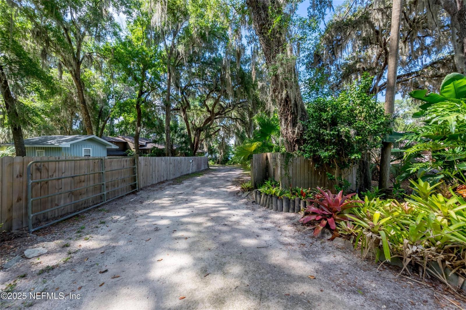 Image 61 of 70 For 110 Cypress Street