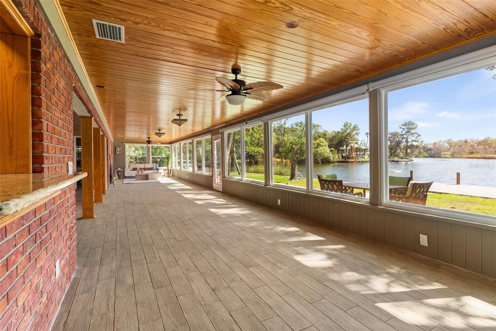 Listing photo id 18 for 900 Snug Harbor Road