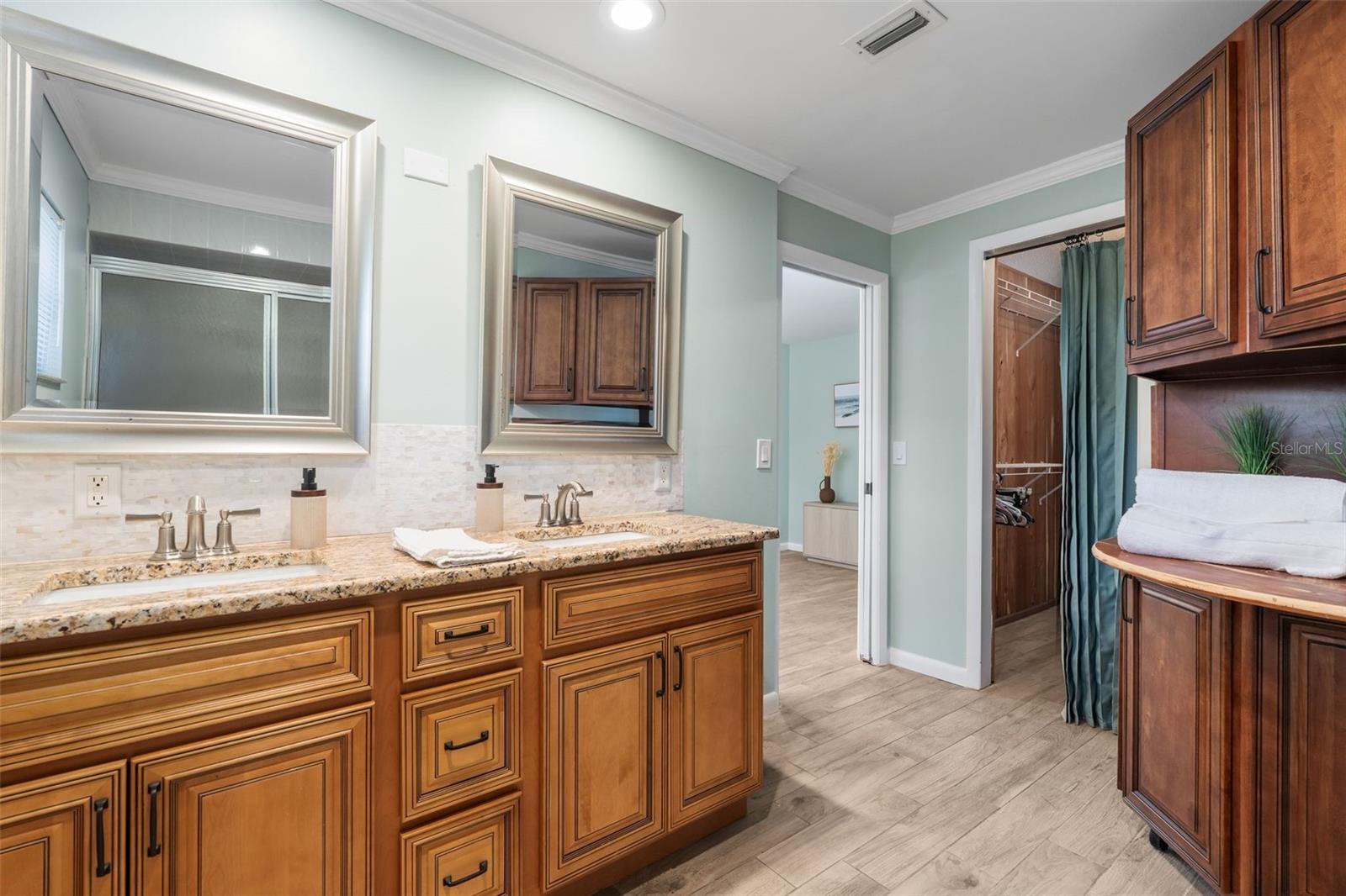 Listing photo id 24 for 900 Snug Harbor Road