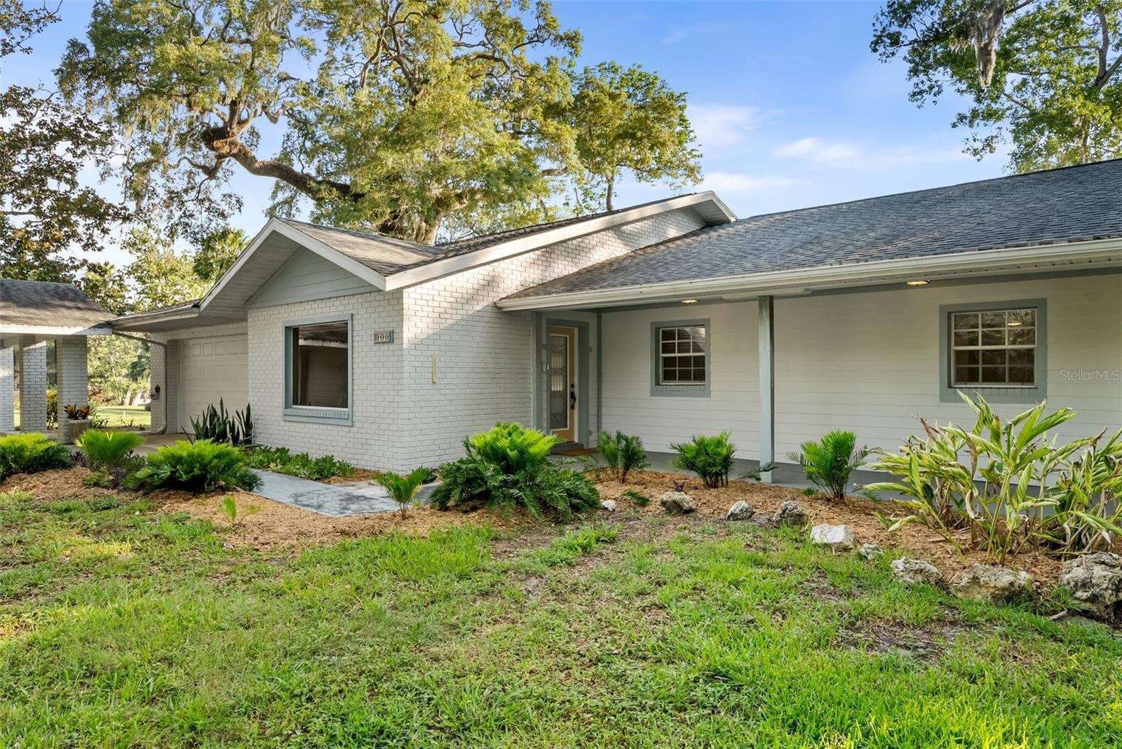 Listing photo id 4 for 900 Snug Harbor Road