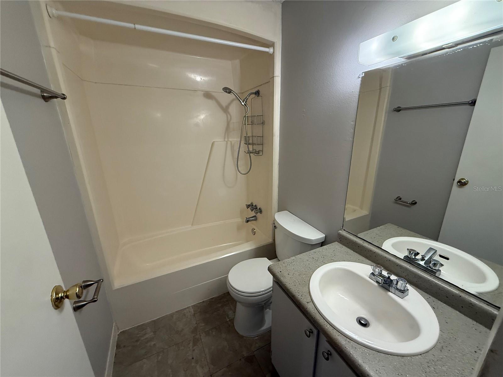 Image 10 of 12 For 6519 Newberry Road 1012