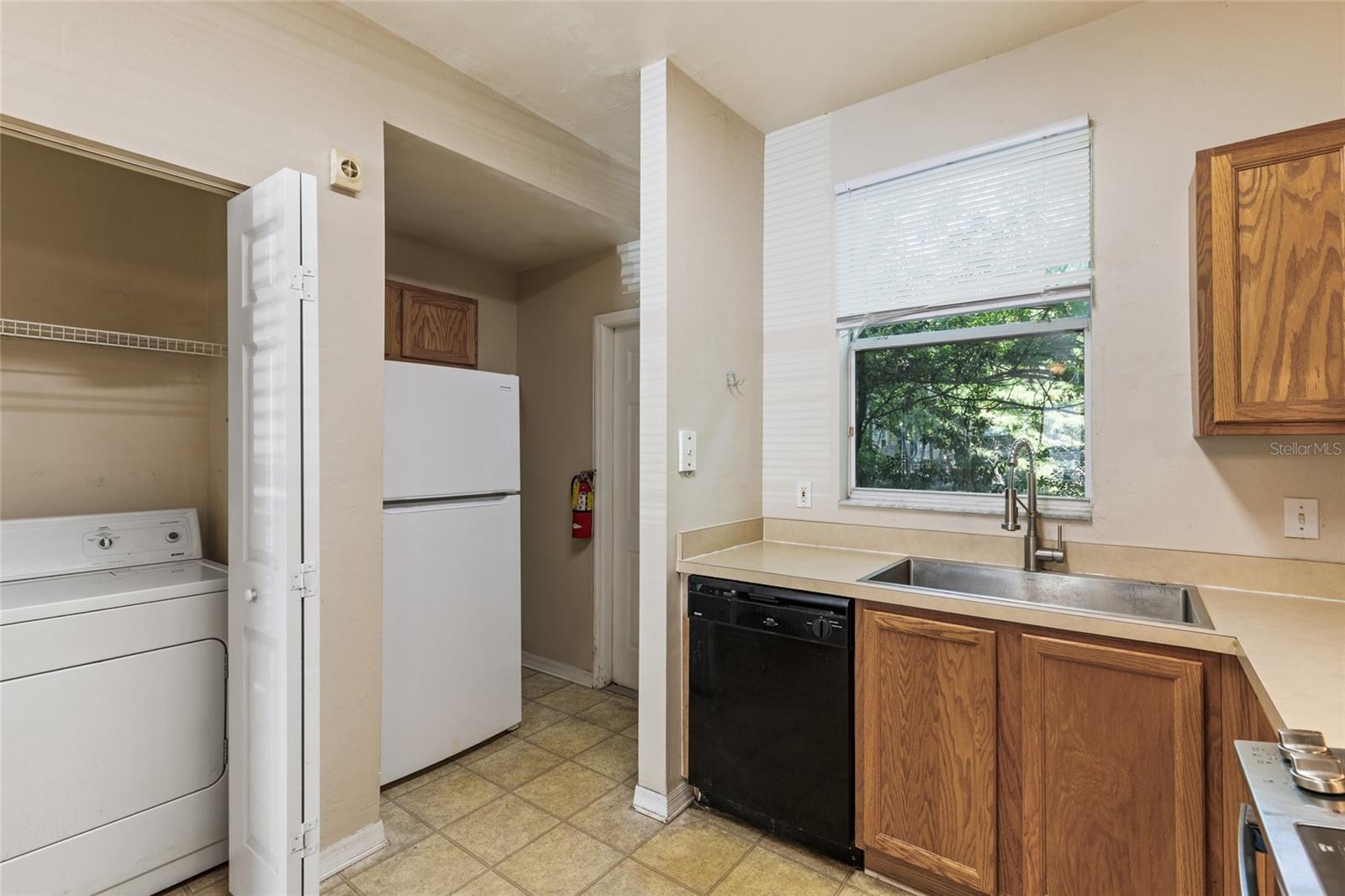 Image 10 of 18 For 3901 20th Avenue 806