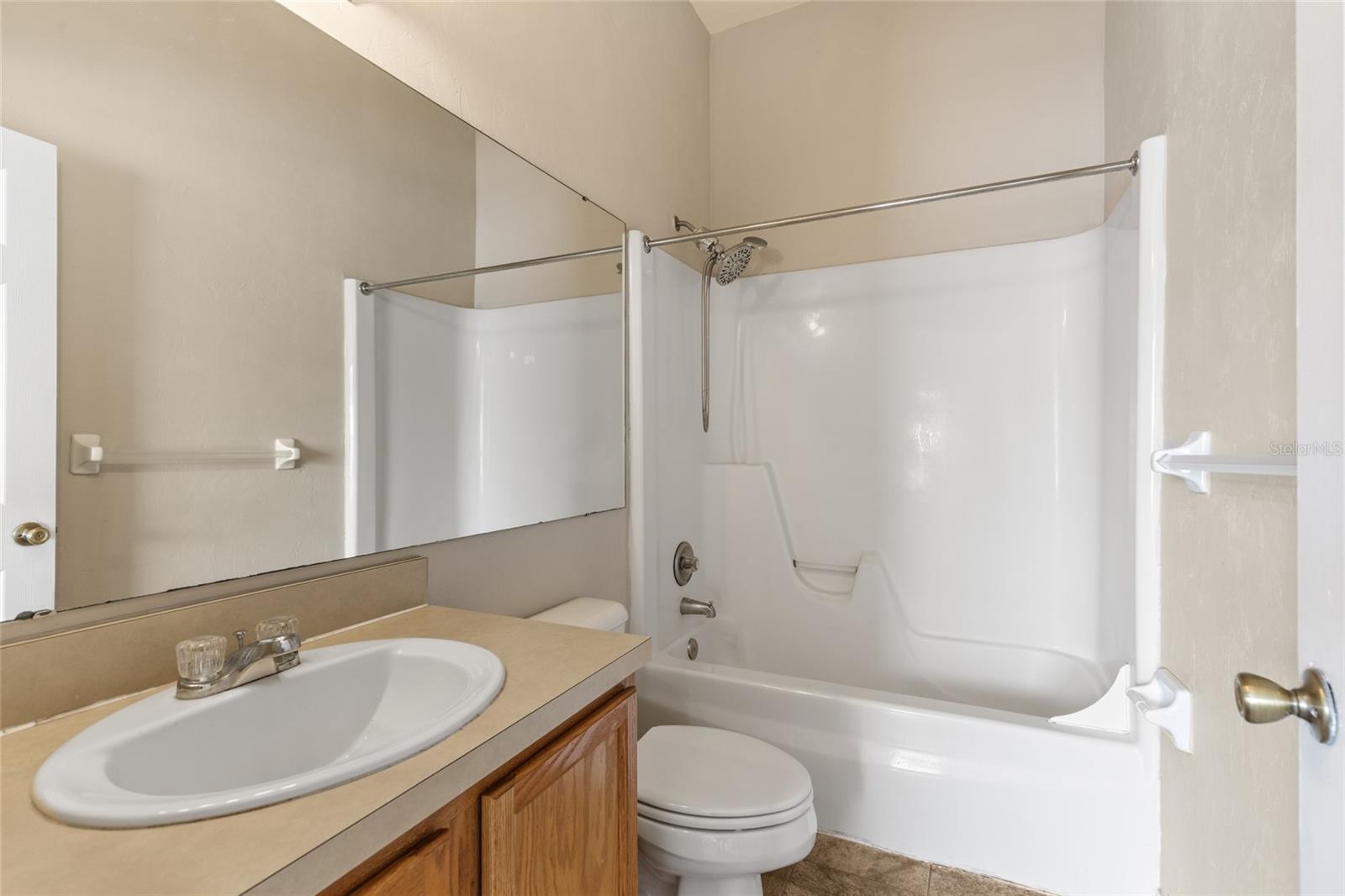 Image 15 of 18 For 3901 20th Avenue 806