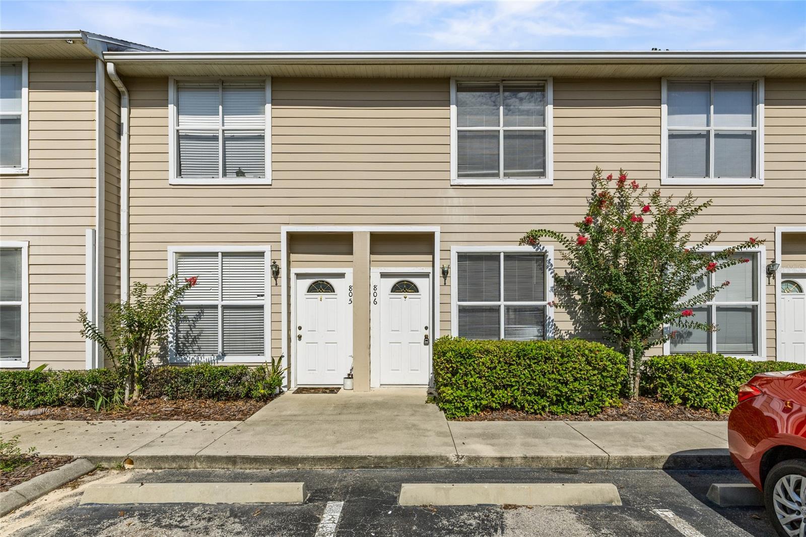Image 3 of 18 For 3901 20th Avenue 806