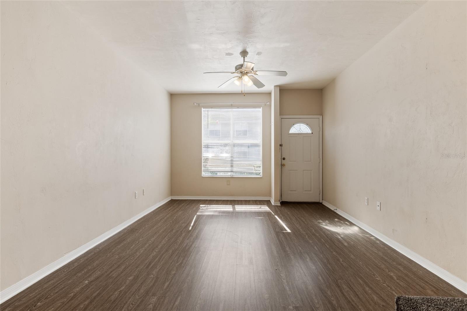 Image 4 of 18 For 3901 20th Avenue 806