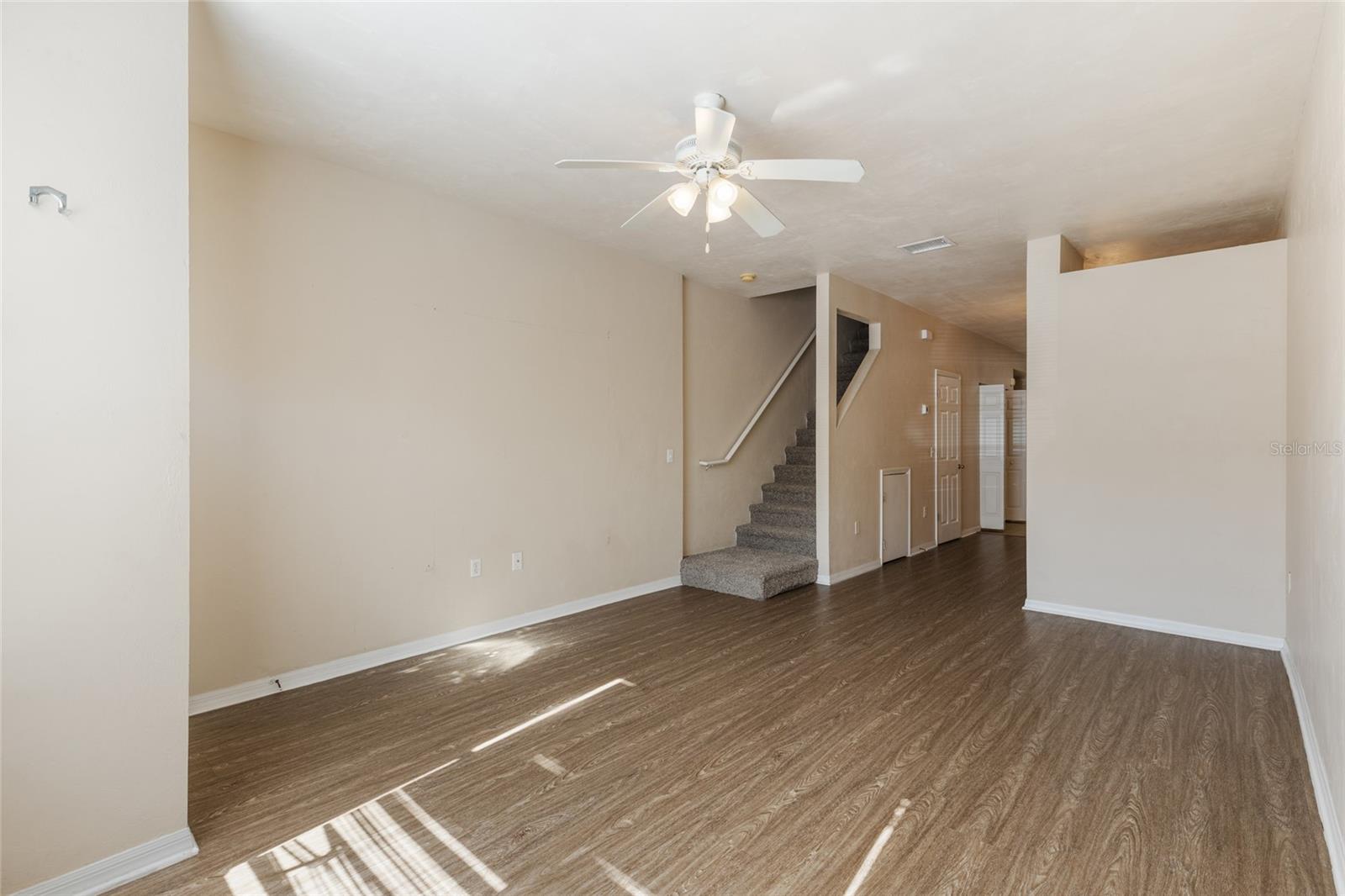 Image 5 of 18 For 3901 20th Avenue 806