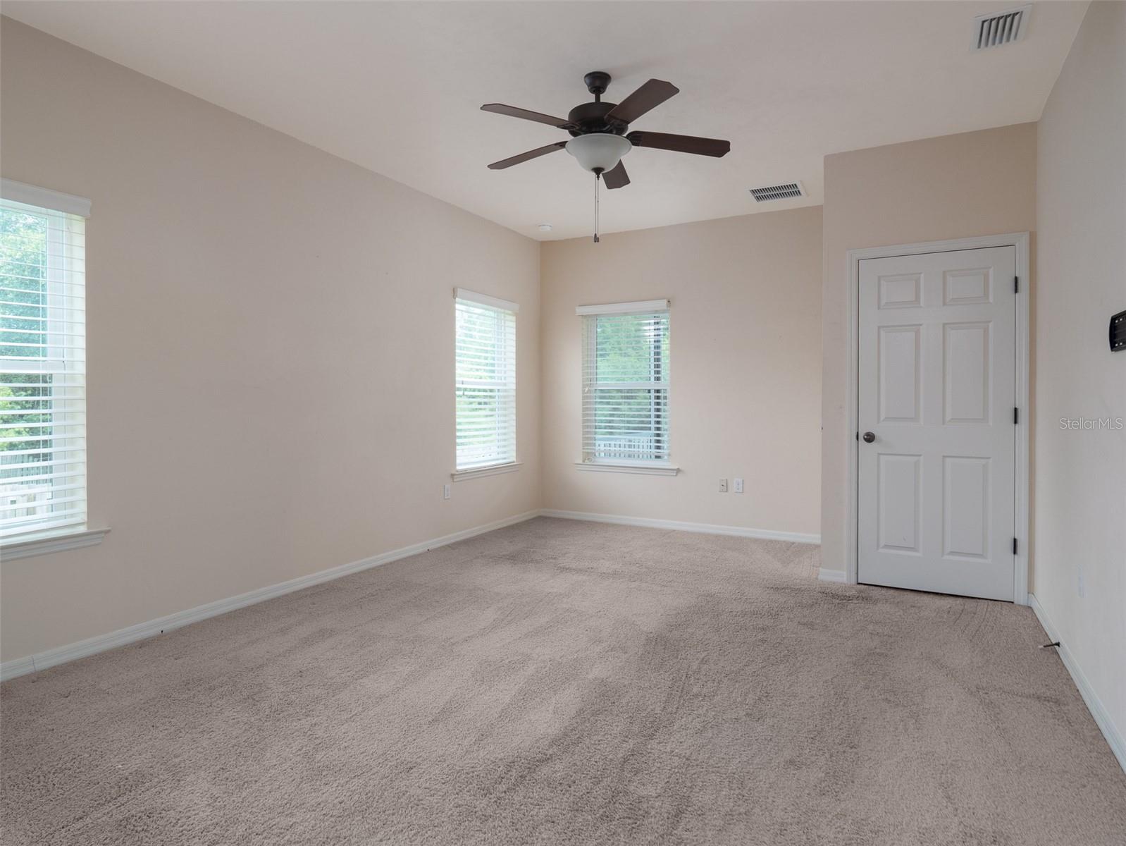 Image 21 of 37 For 1541 100th Drive