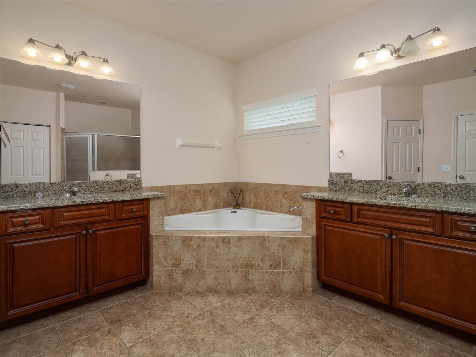 Image 22 of 37 For 1541 100th Drive