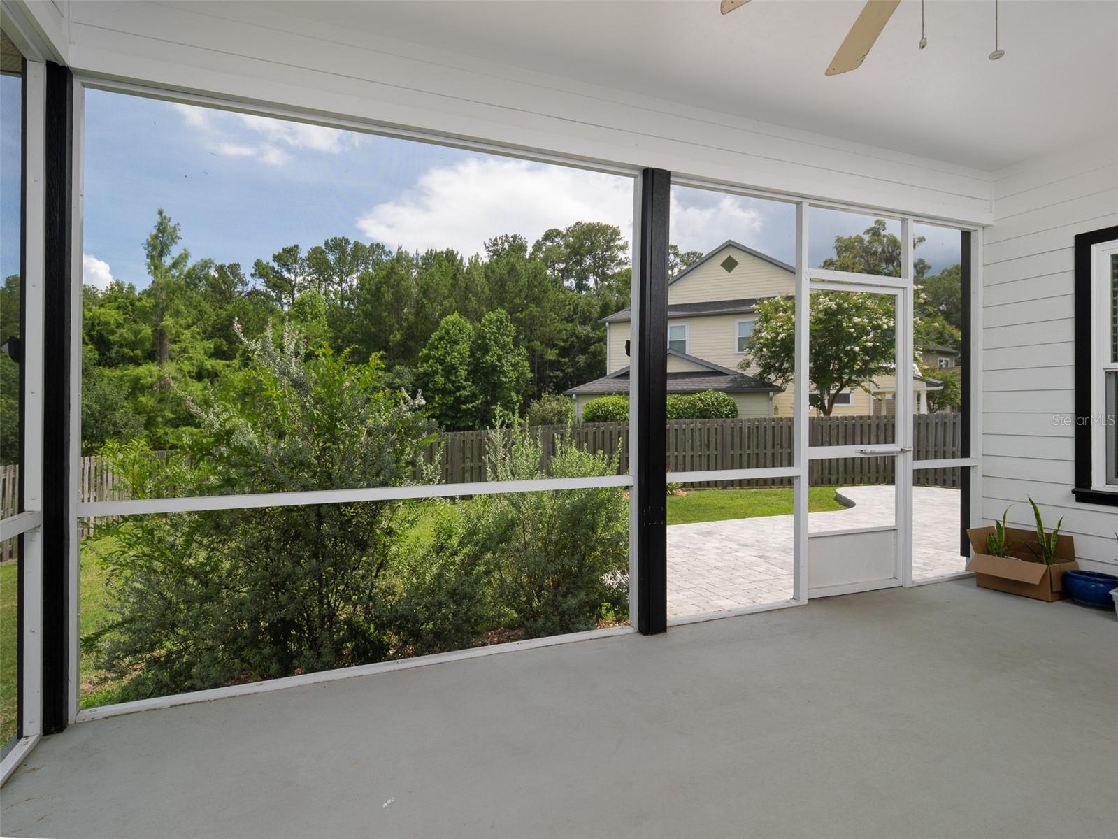 Image 5 of 37 For 1541 100th Drive