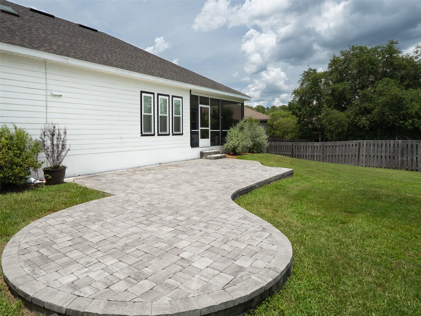 Image 6 of 37 For 1541 100th Drive