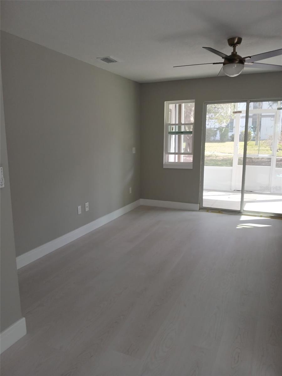 Image 16 of 24 For 6519 Newberry Road 404