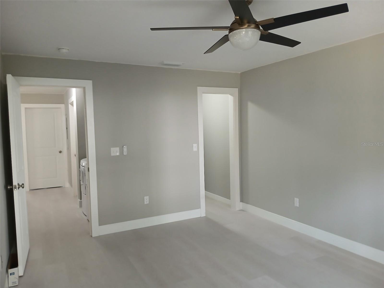 Image 9 of 24 For 6519 Newberry Road 404