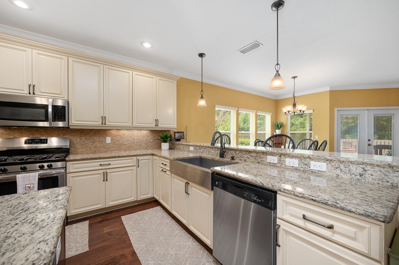 Image 11 of 44 For 7827 79th Drive