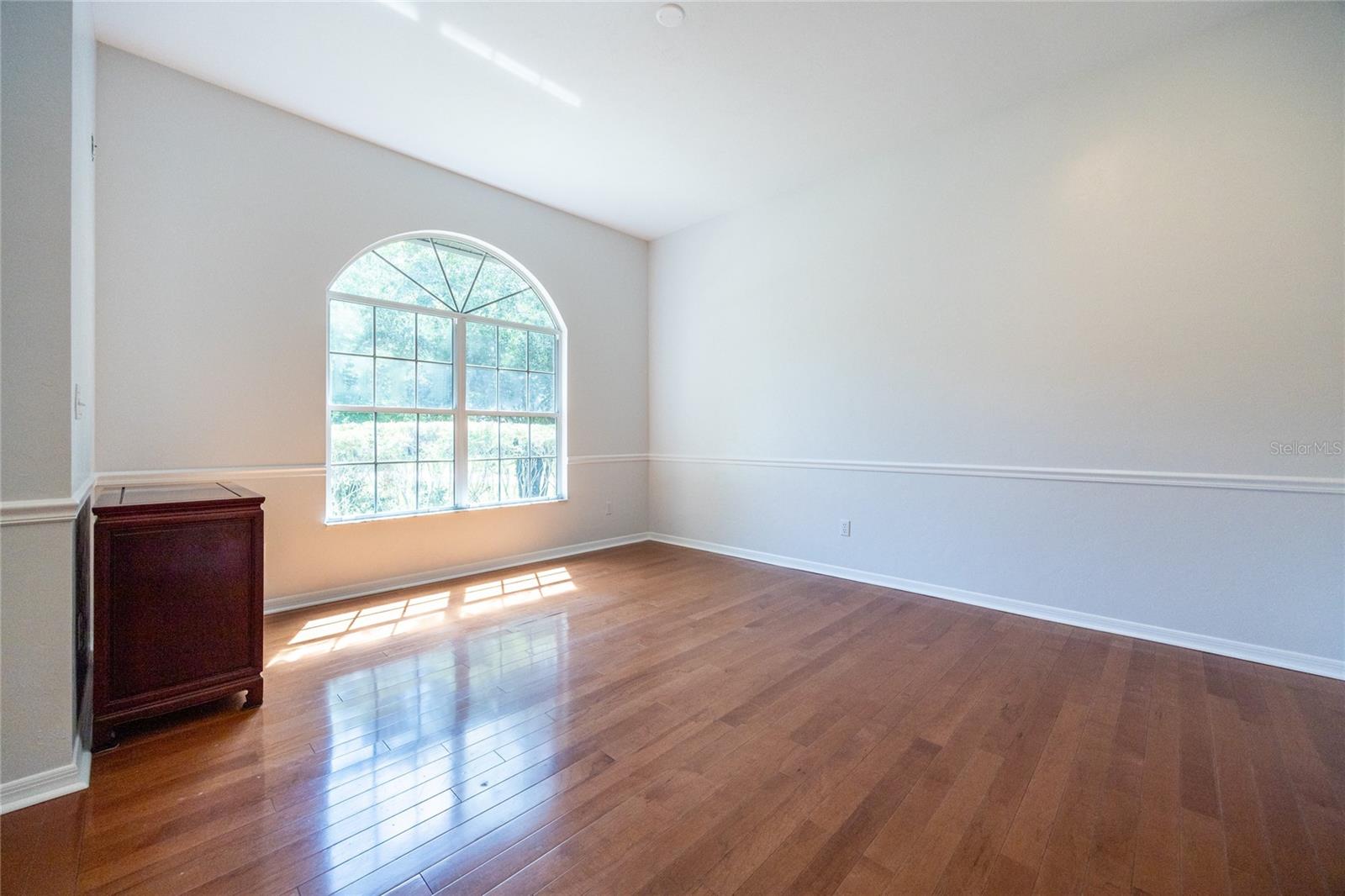 Image 3 of 73 For 2013 76th Terrace