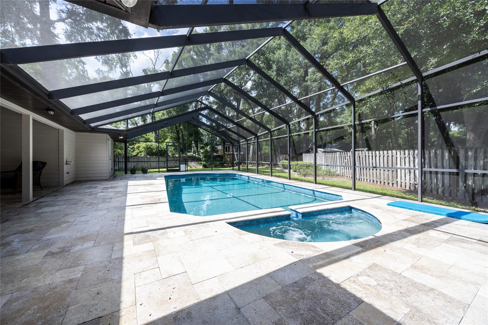 Image 59 of 73 For 2013 76th Terrace