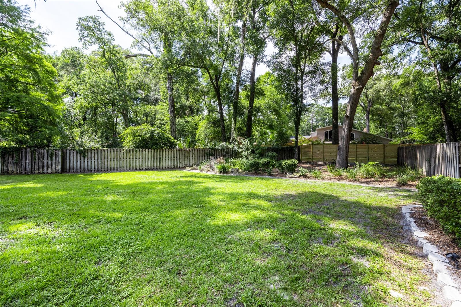 Image 68 of 73 For 2013 76th Terrace