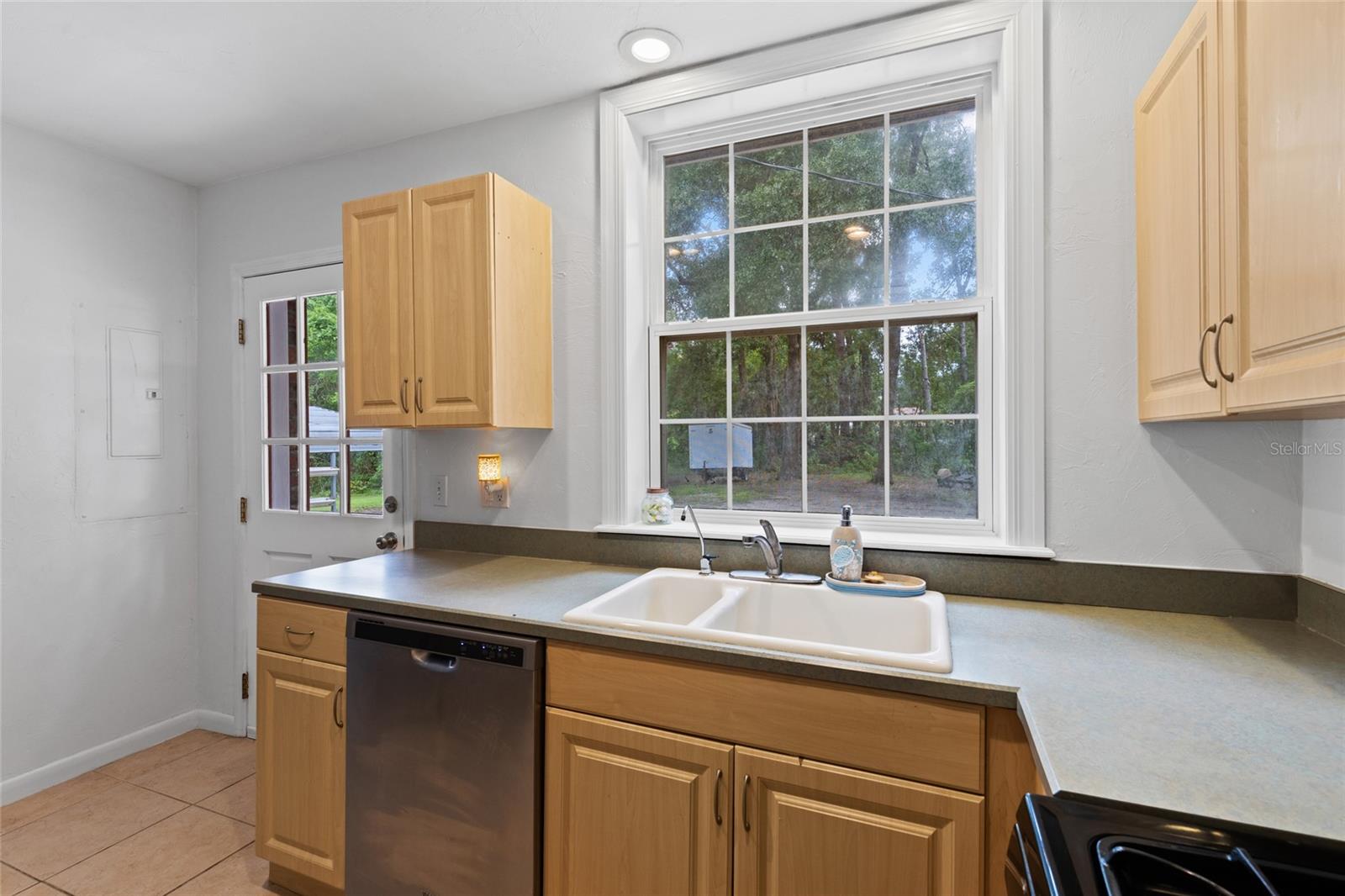 Image 18 of 36 For 24224 188th Avenue