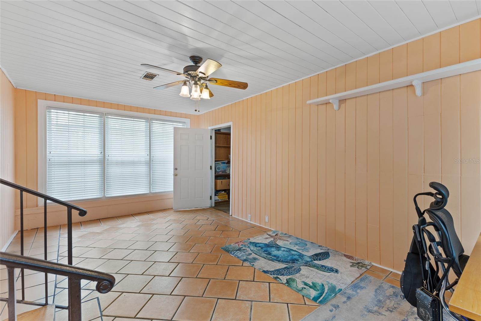 Image 20 of 36 For 24224 188th Avenue