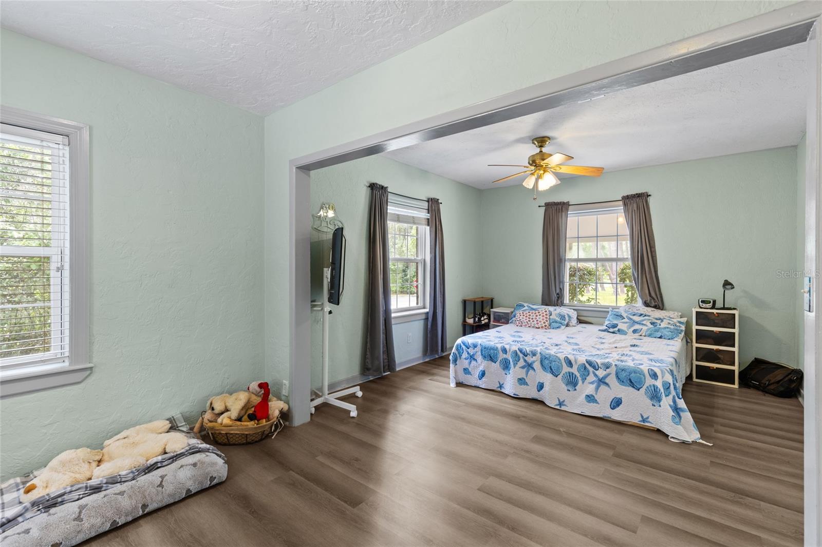 Image 22 of 36 For 24224 188th Avenue