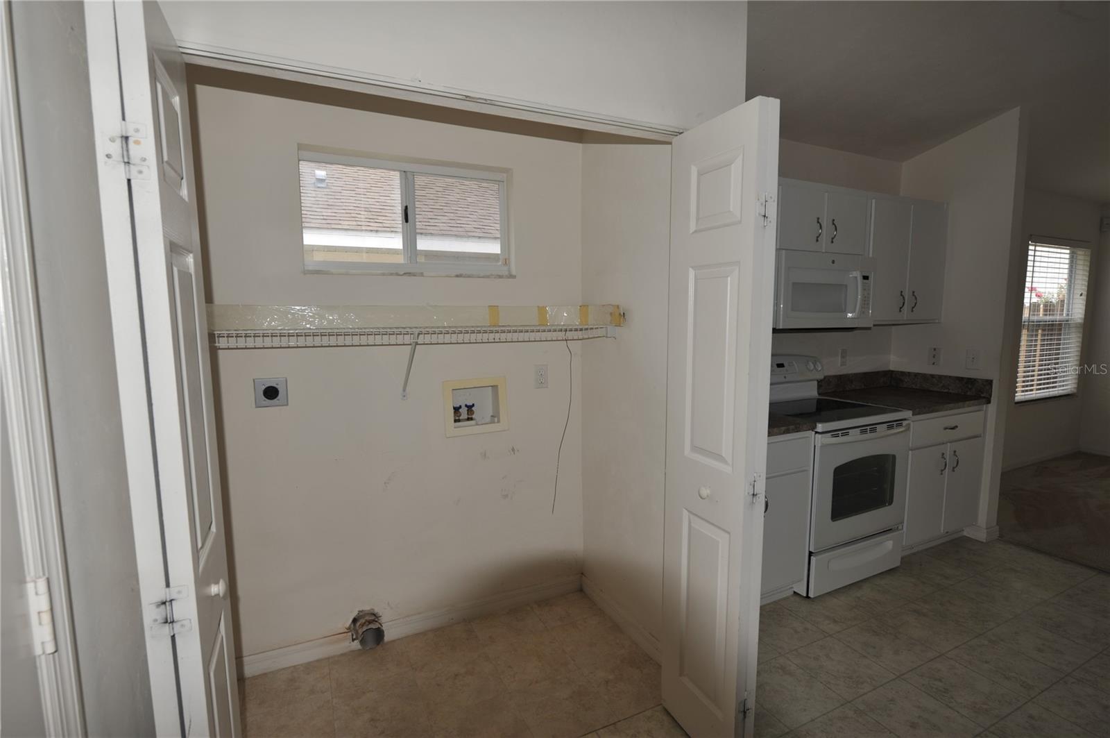 Image 38 of 51 For 4930 20 Drive