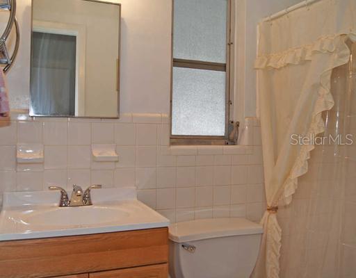 Image 11 of 30 For 487 Midway Drive B