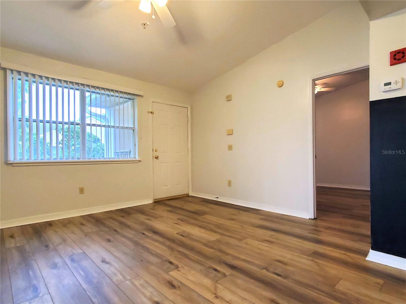 Image 4 of 17 For 2360 Sw Archer Rd  211