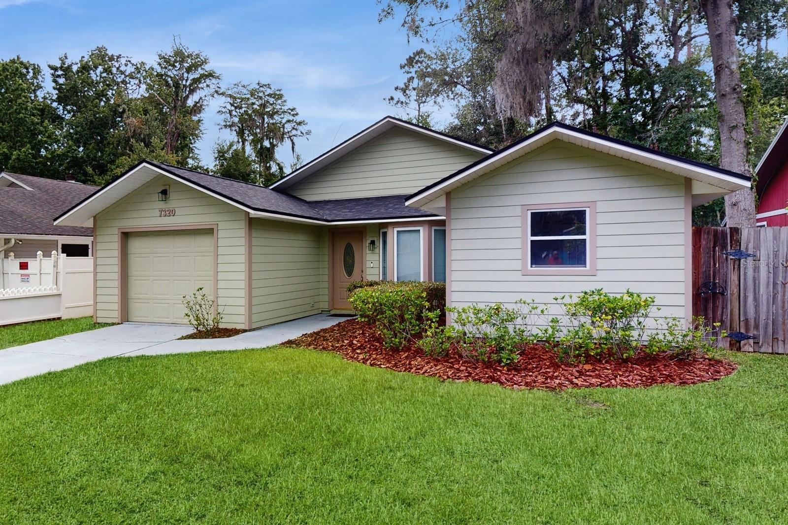 Image 12 of 34 For 7320 21st Way