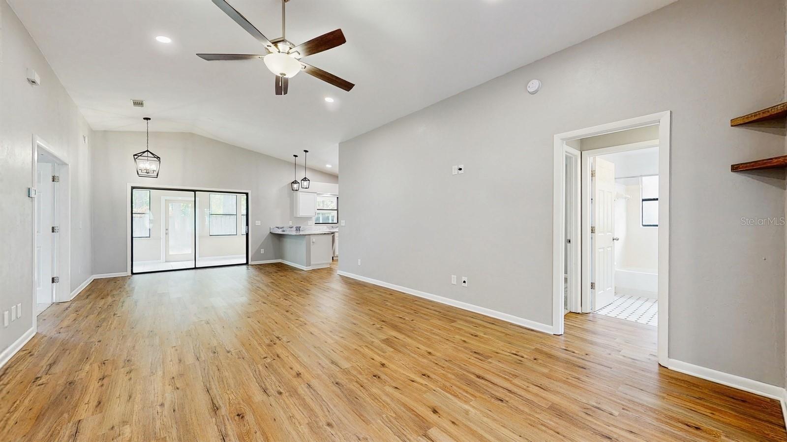 Image 3 of 34 For 7320 21st Way