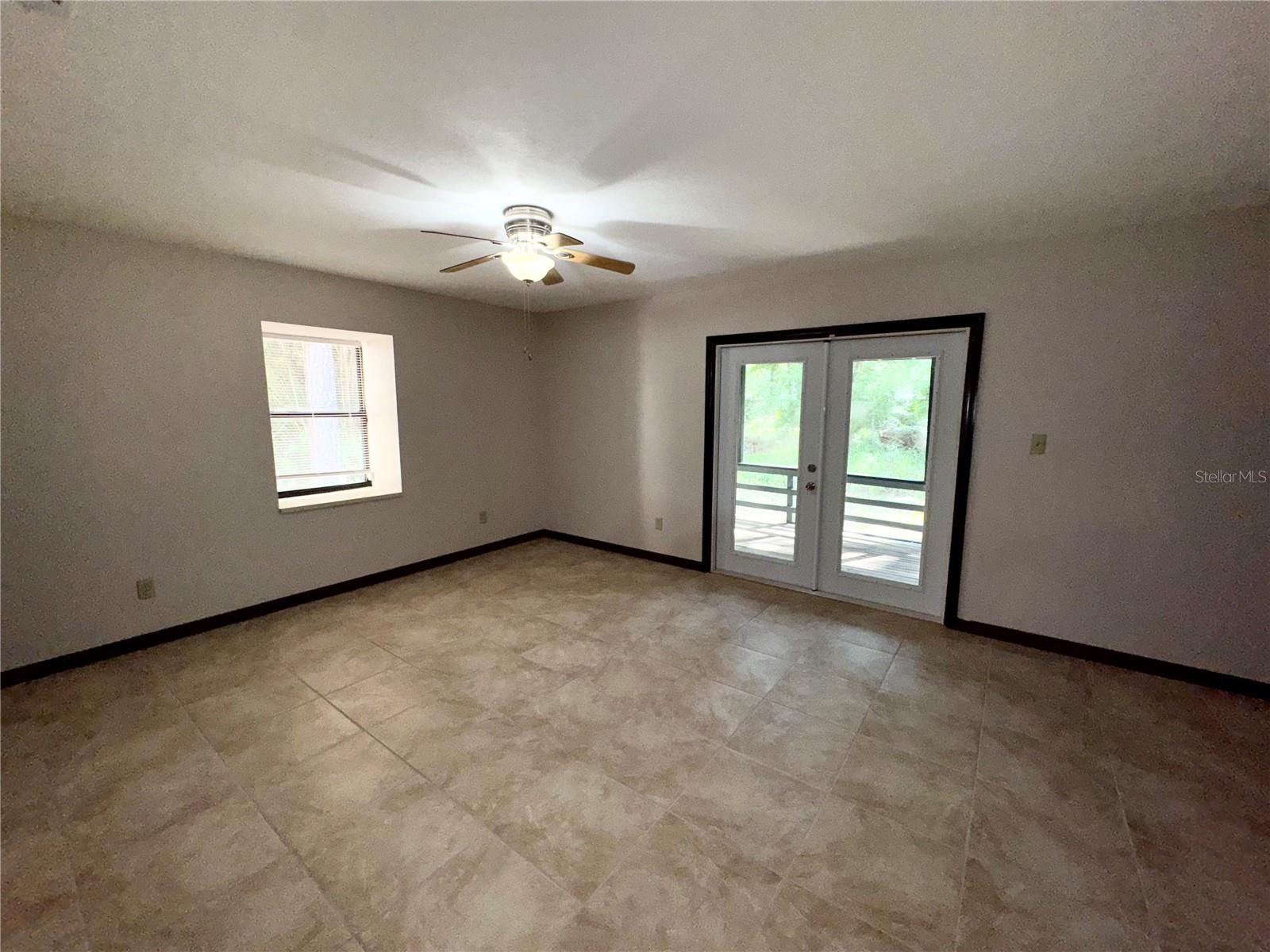 Image 18 of 21 For 4300 17th Terrace