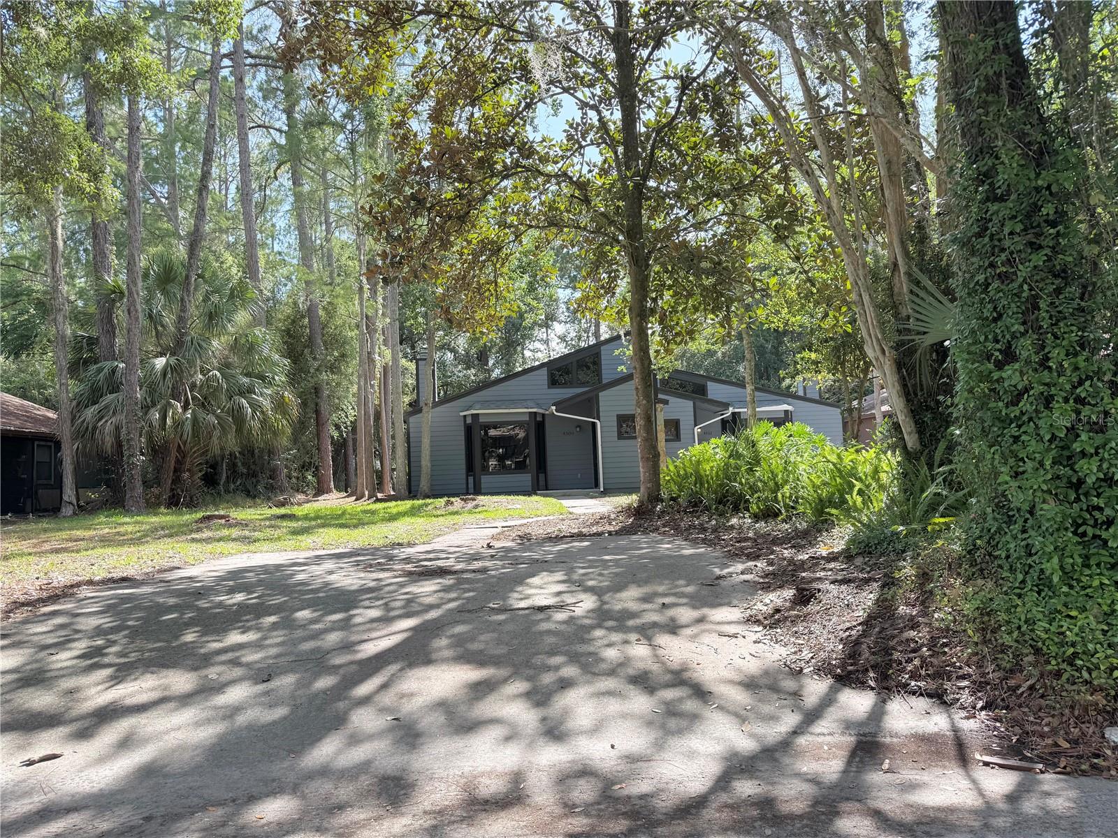 Image 2 of 21 For 4300 17th Terrace