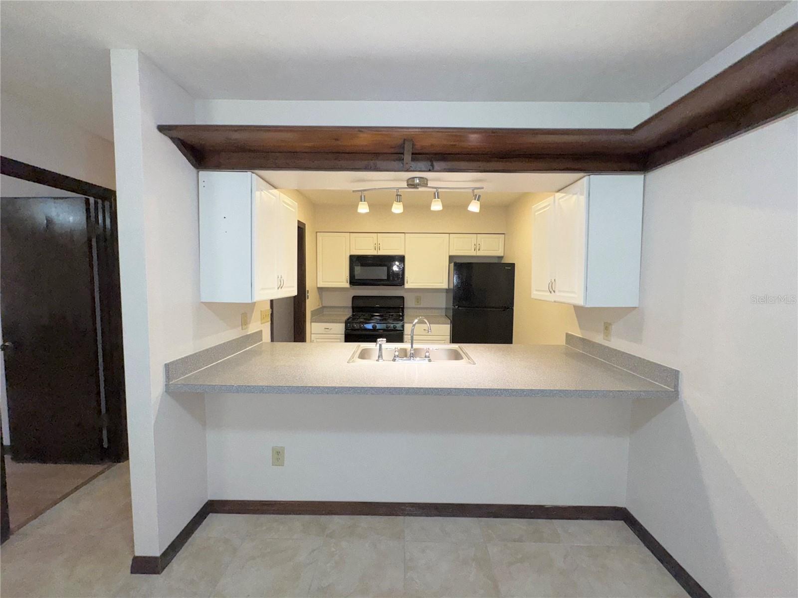 Image 7 of 21 For 4300 17th Terrace