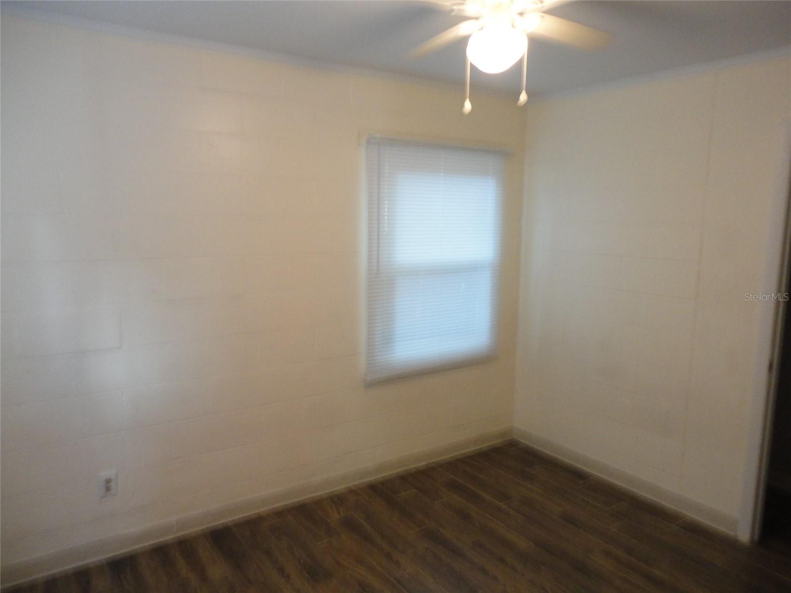 Image 4 of 9 For 1315 3rd Avenue